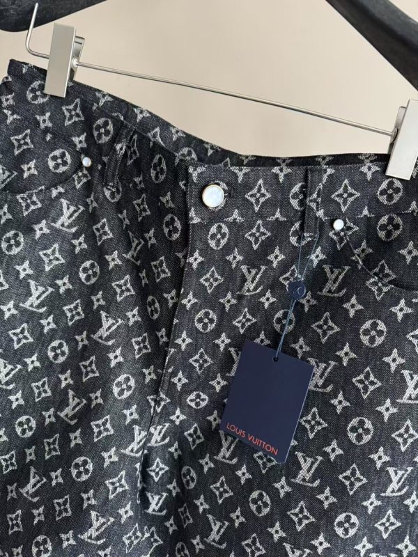 重工款提花牛仔短裤