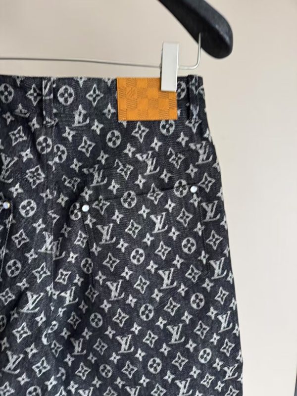 重工款提花牛仔短裤