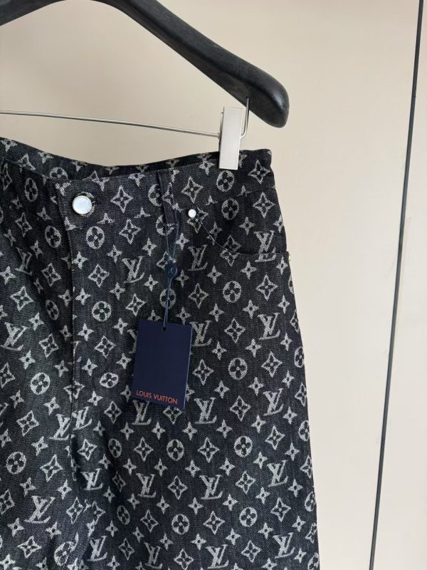 重工款提花牛仔短裤