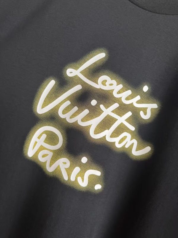 霓虹灯字母印花图案