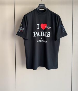 爱心字母印花短袖