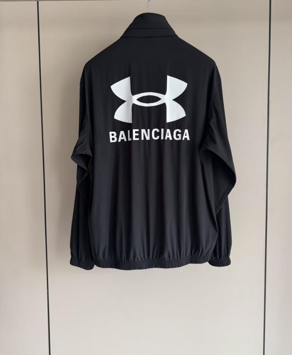 联名弹力尼龙夹克