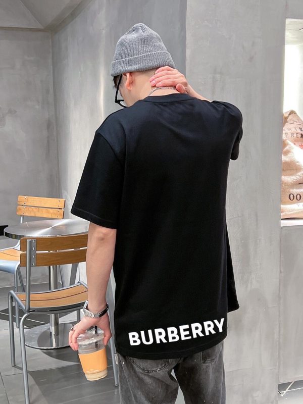 字母发泡烫画圆领短袖