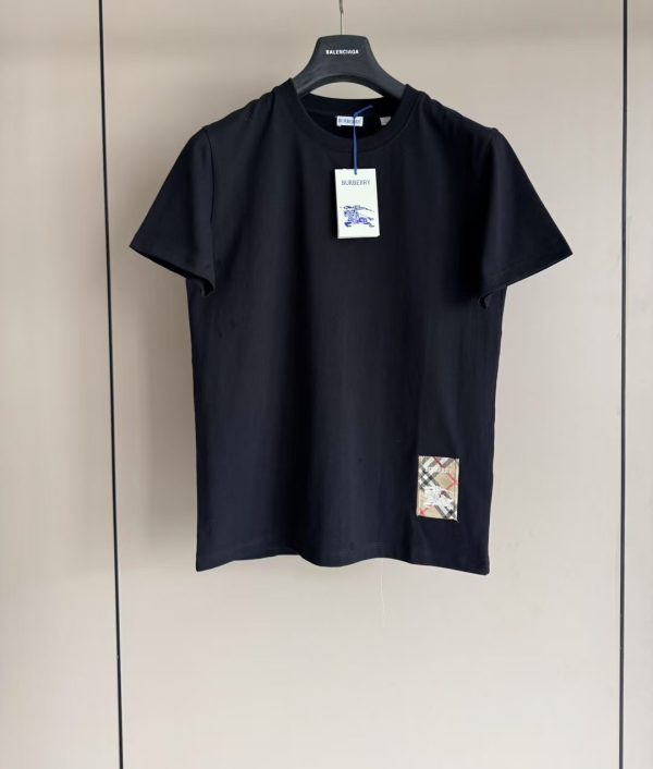 微标贴布战马标识短袖T恤