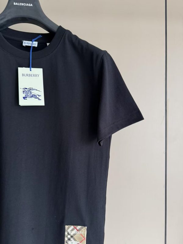 微标贴布战马标识短袖T恤