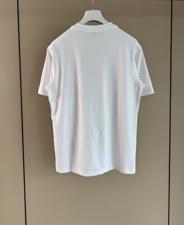 微标贴布战马标识短袖T恤