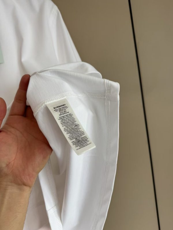 微标贴布战马标识短袖T恤