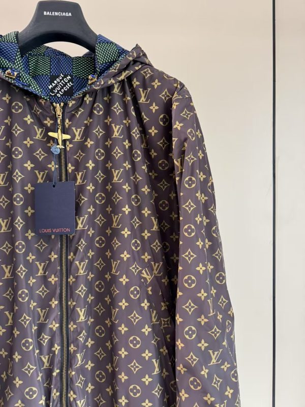 双面穿连帽梭织外套