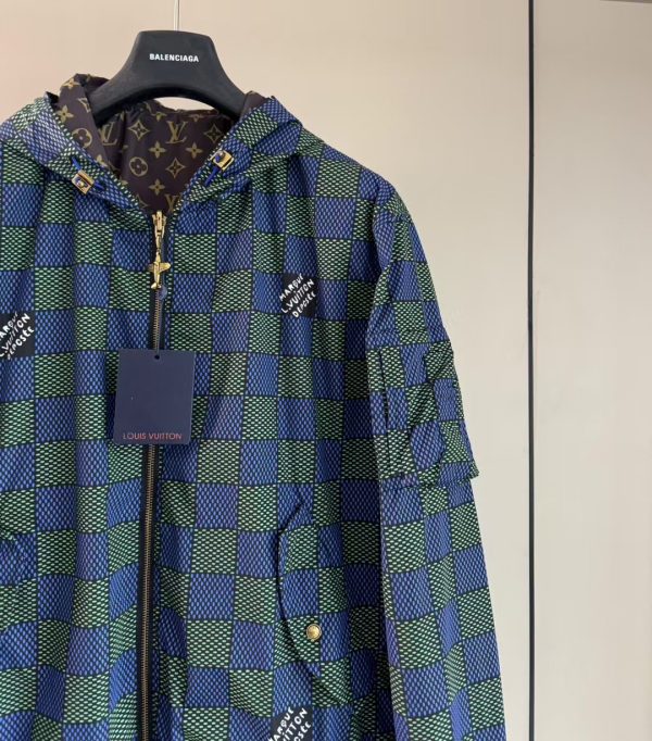 双面穿连帽梭织外套