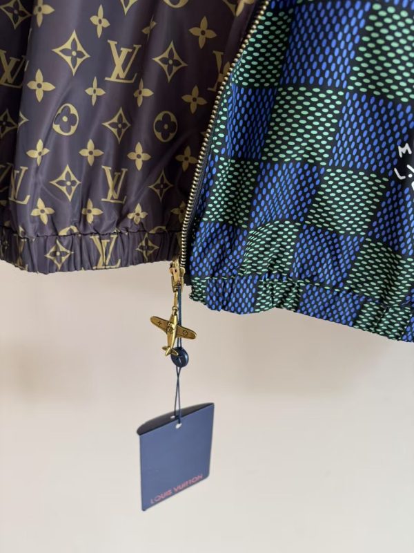 双面穿连帽梭织外套