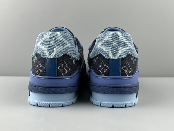 Lv Trainer 牛仔