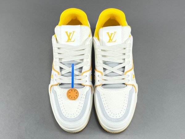 Lv Trainer 牛仔