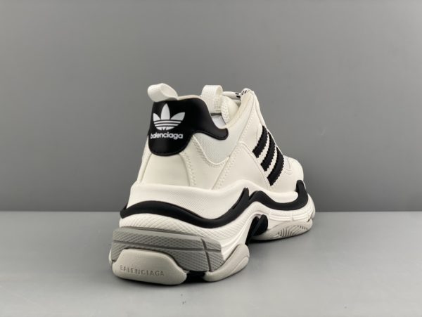 BalenciagaXAdidas TripleS